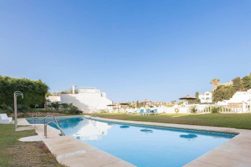 Ct 181 - Royal Golf Gardenapartment Benalmádena Kültér fotó